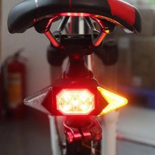 Outdoor USB Rechargeable Bicycle Turn Signal Bike Light Taillight